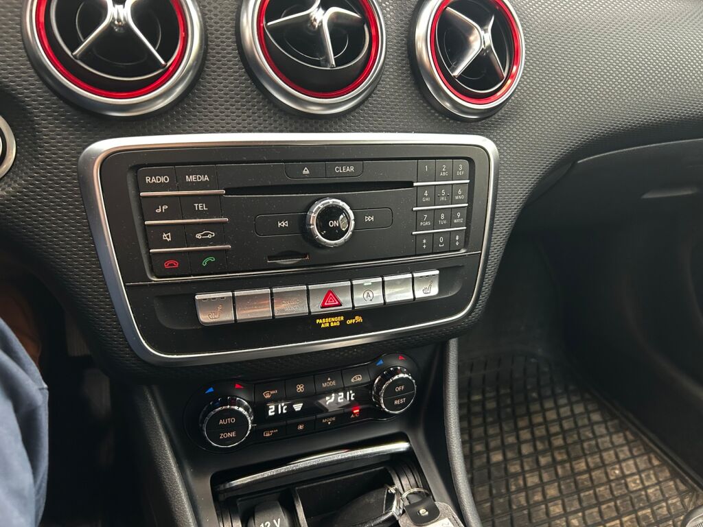 Mercedes-Benz A 2018 Valkoinen