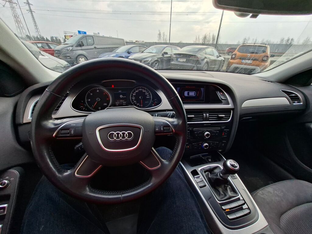 Audi A4 2013 Harmaa