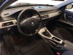 BMW 318 2010 Musta