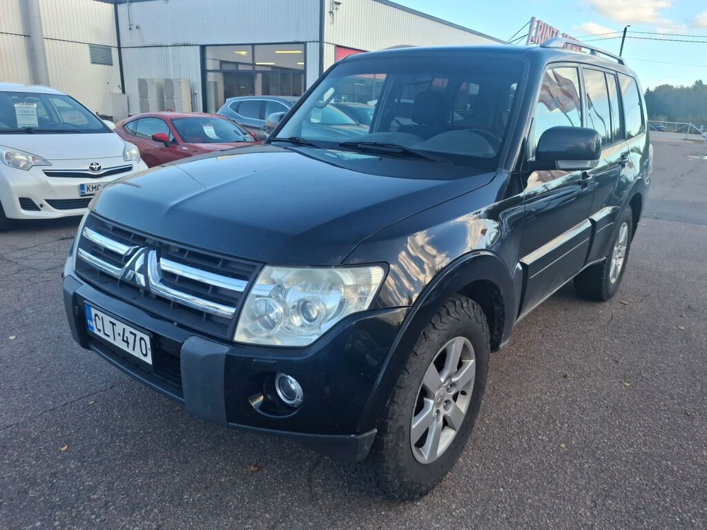 Mitsubishi Pajero 2007 Musta