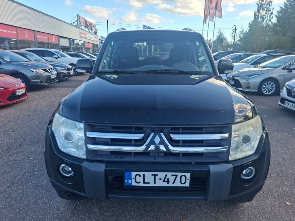 Mitsubishi Pajero 2007 Musta