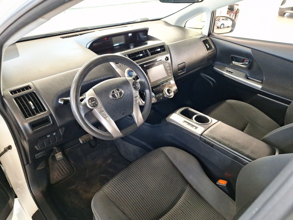 Toyota Prius+ 2018 Valkoinen