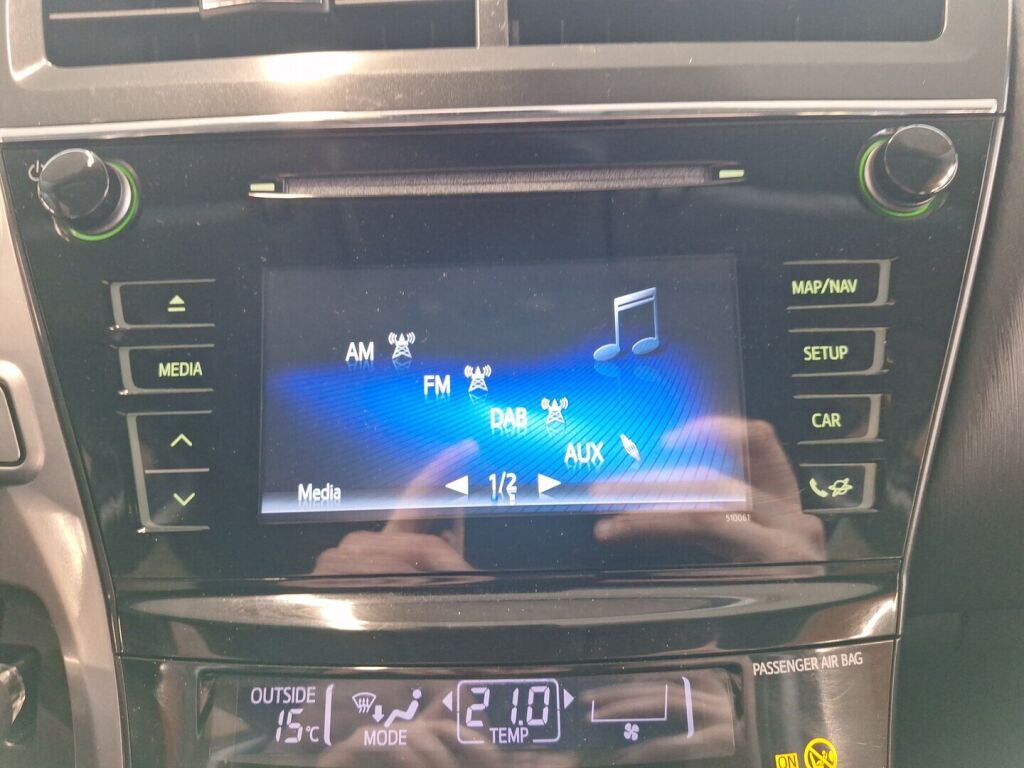 Toyota Prius+ 2018 Valkoinen