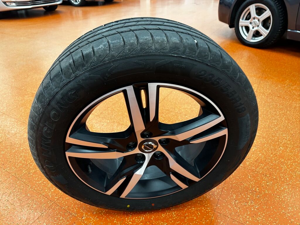 Volvo XC40 2018 Valkoinen