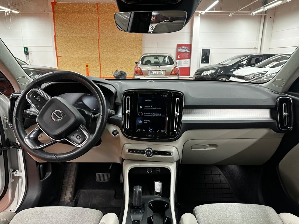 Volvo XC40 2018 Valkoinen