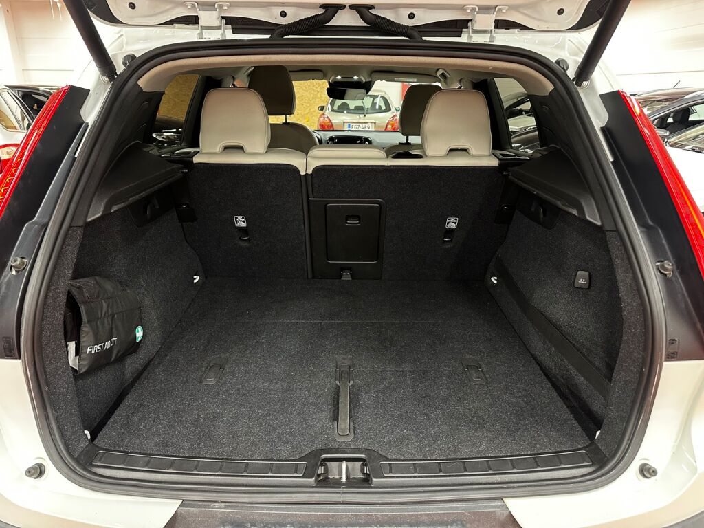 Volvo XC40 2018 Valkoinen