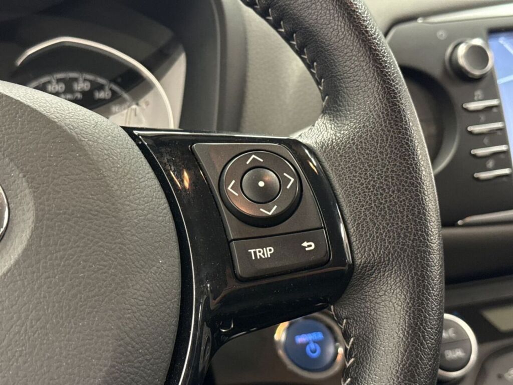 Toyota Yaris 2018 Sininen