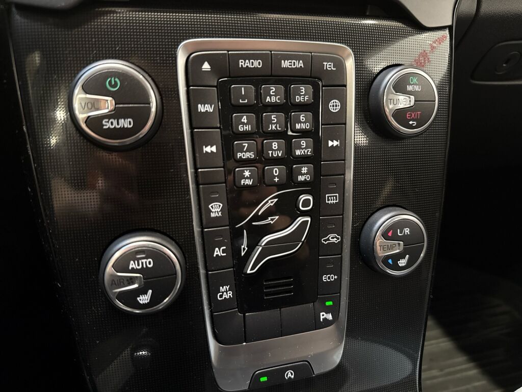 Volvo V40 2019 Harmaa