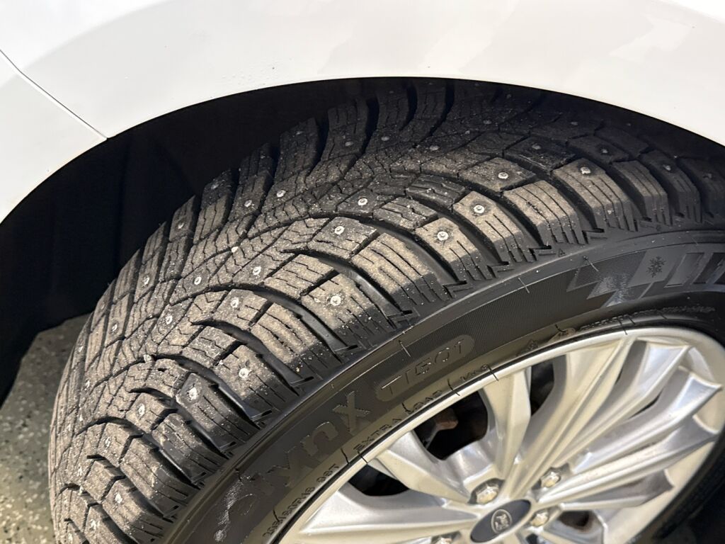 Ford Focus 2019 Valkoinen