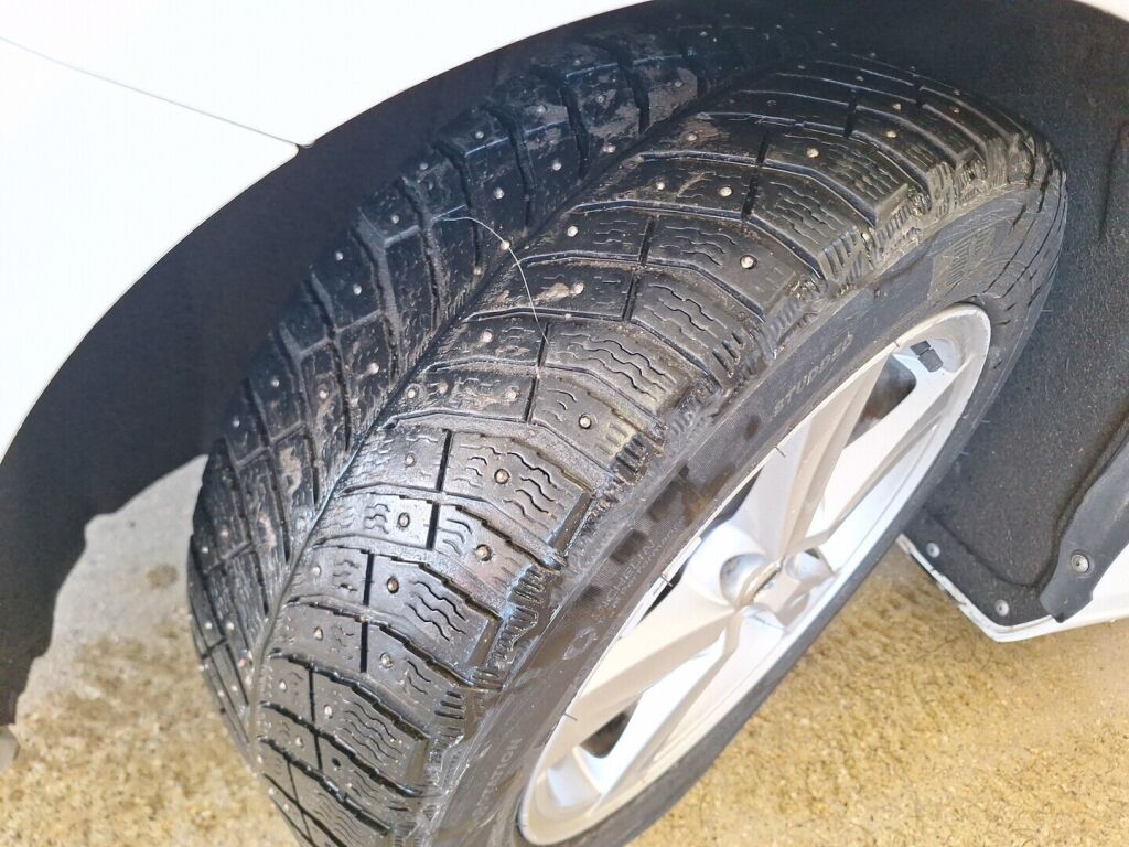 Volvo V40 2019 Valkoinen