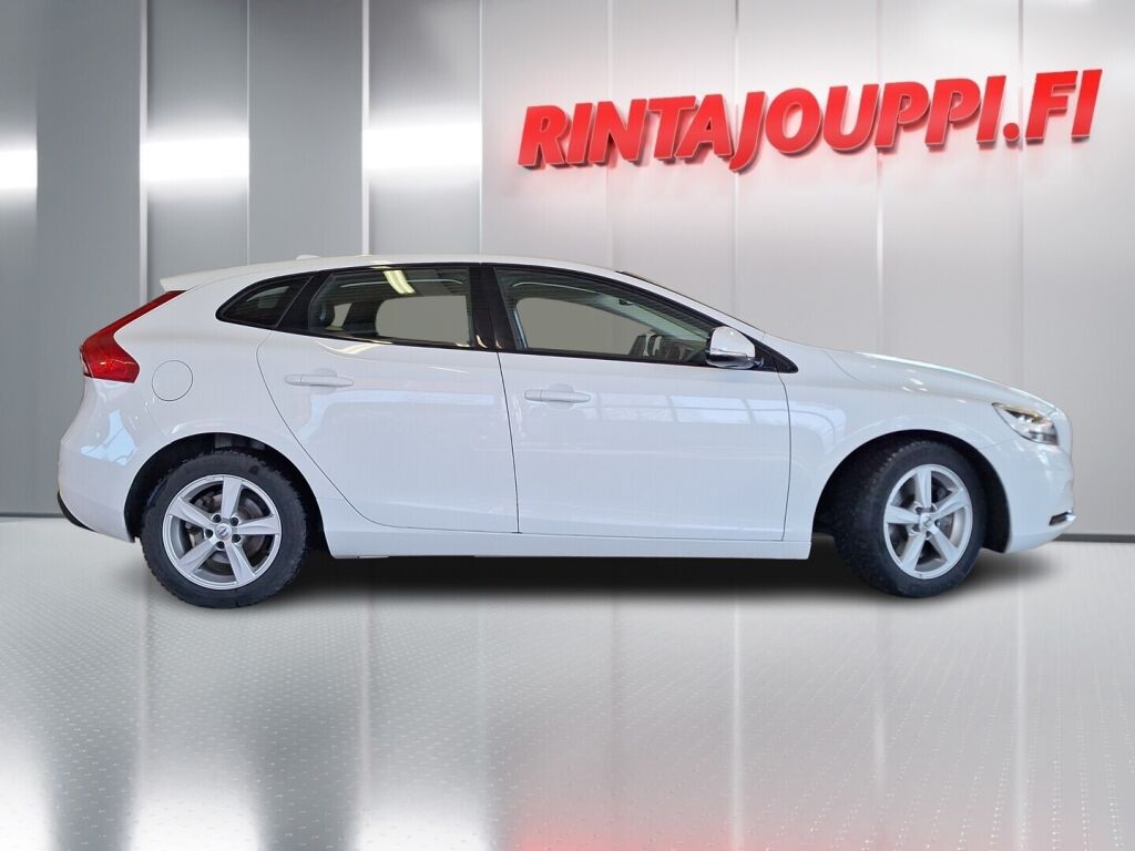 Volvo V40 2019 Valkoinen