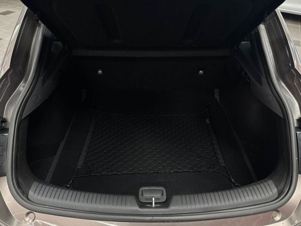 Hyundai i30 2021 Ruskea (beige)