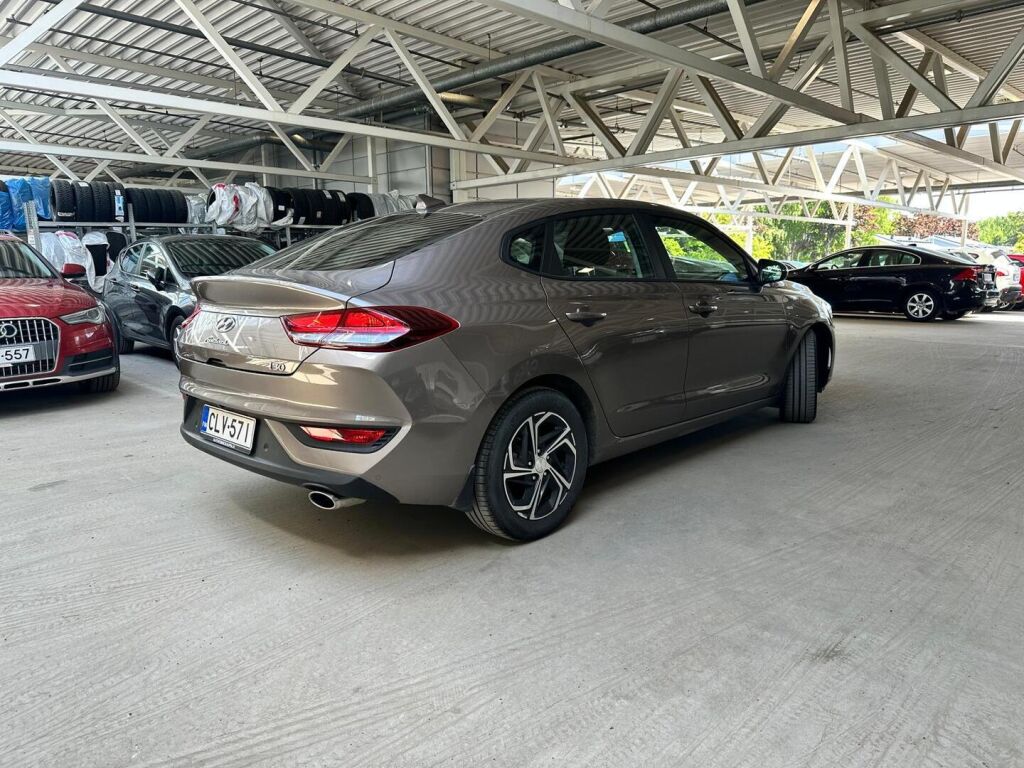 Hyundai i30 2021 Ruskea (beige)