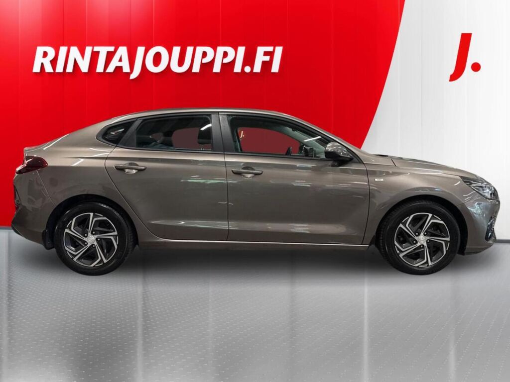 Hyundai i30 2021 Ruskea (beige)