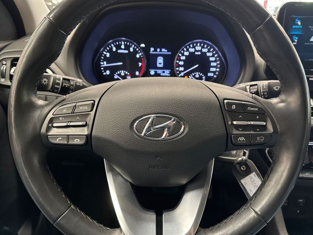 Hyundai i30 2021 Ruskea (beige)