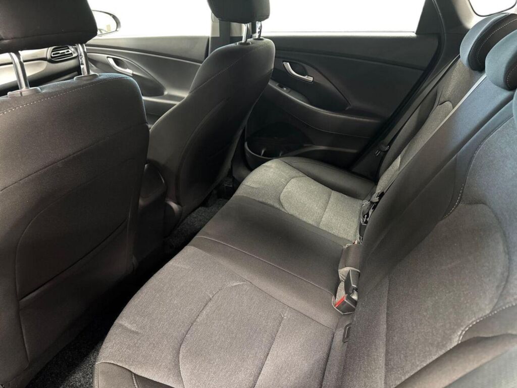Hyundai i30 2021 Ruskea (beige)