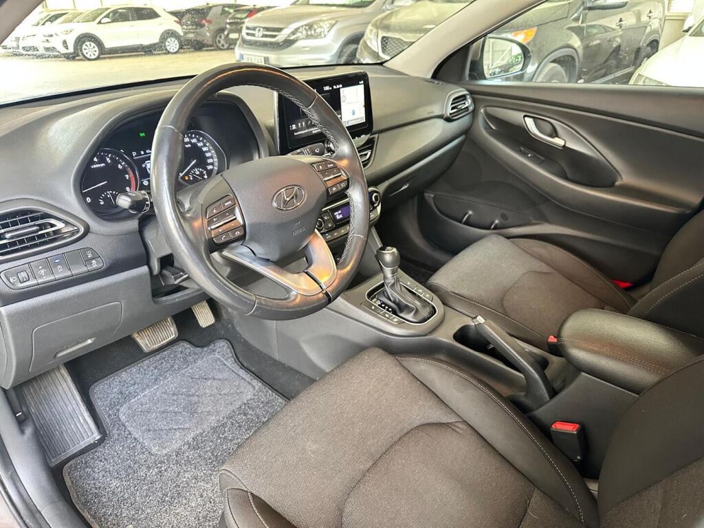 Hyundai i30 2021 Ruskea (beige)