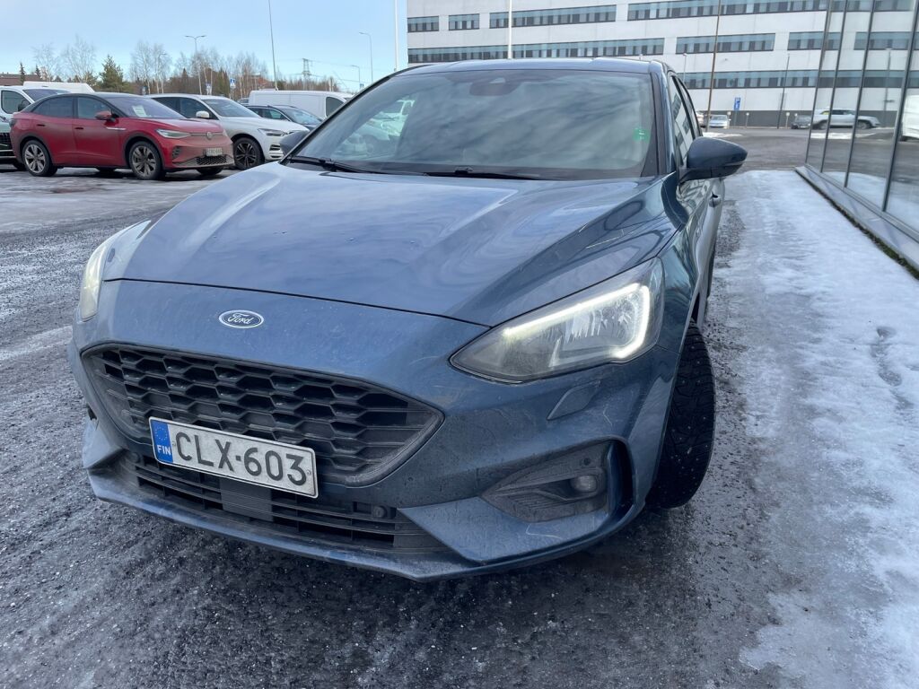 Ford Focus 2019 Sininen