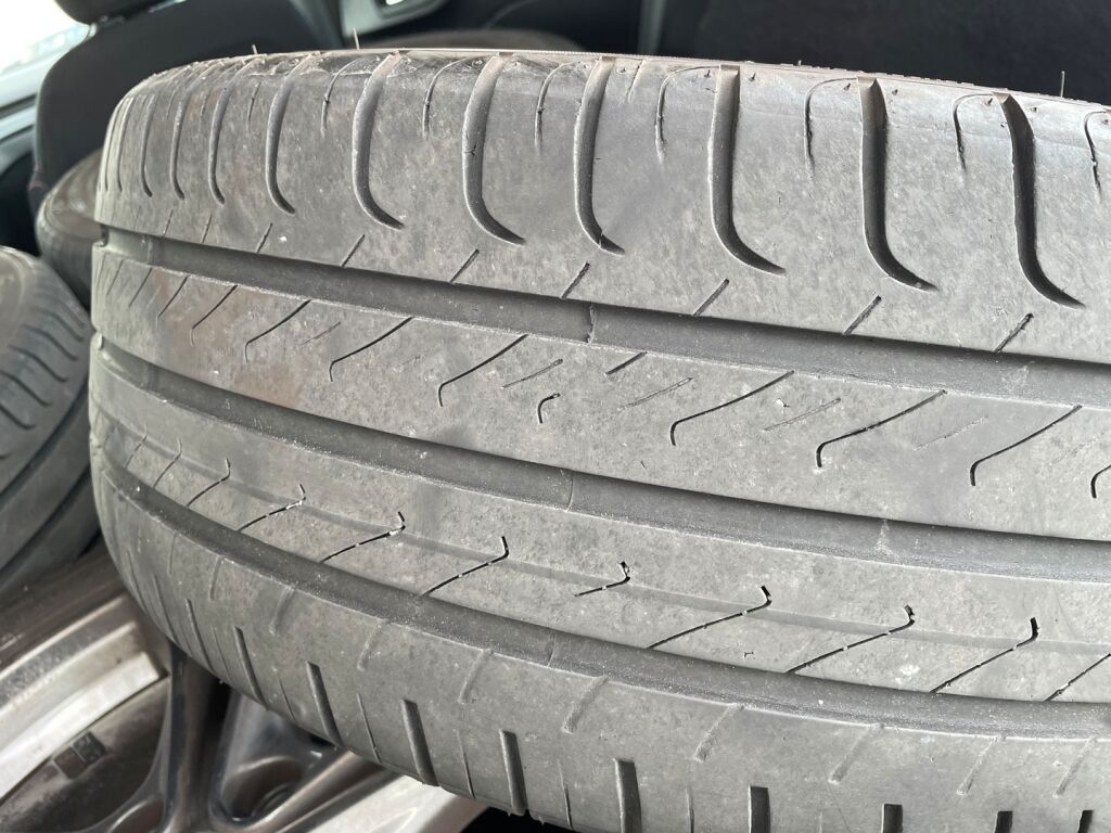 Ford Focus 2019 Sininen