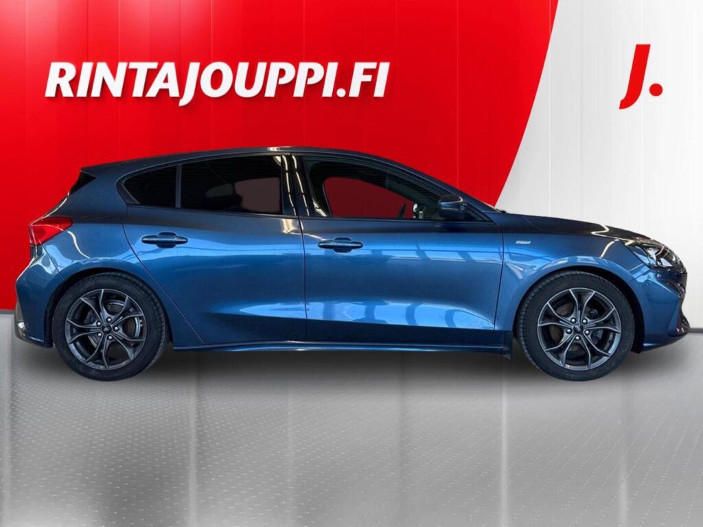 Ford Focus 2019 Sininen