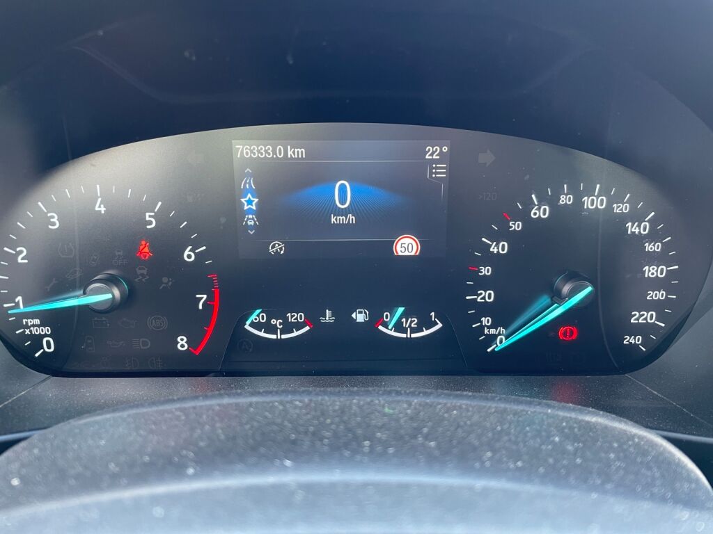 Ford Focus 2019 Sininen