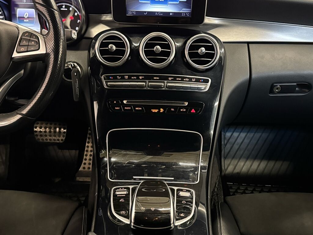 Mercedes-Benz C 2017 Musta