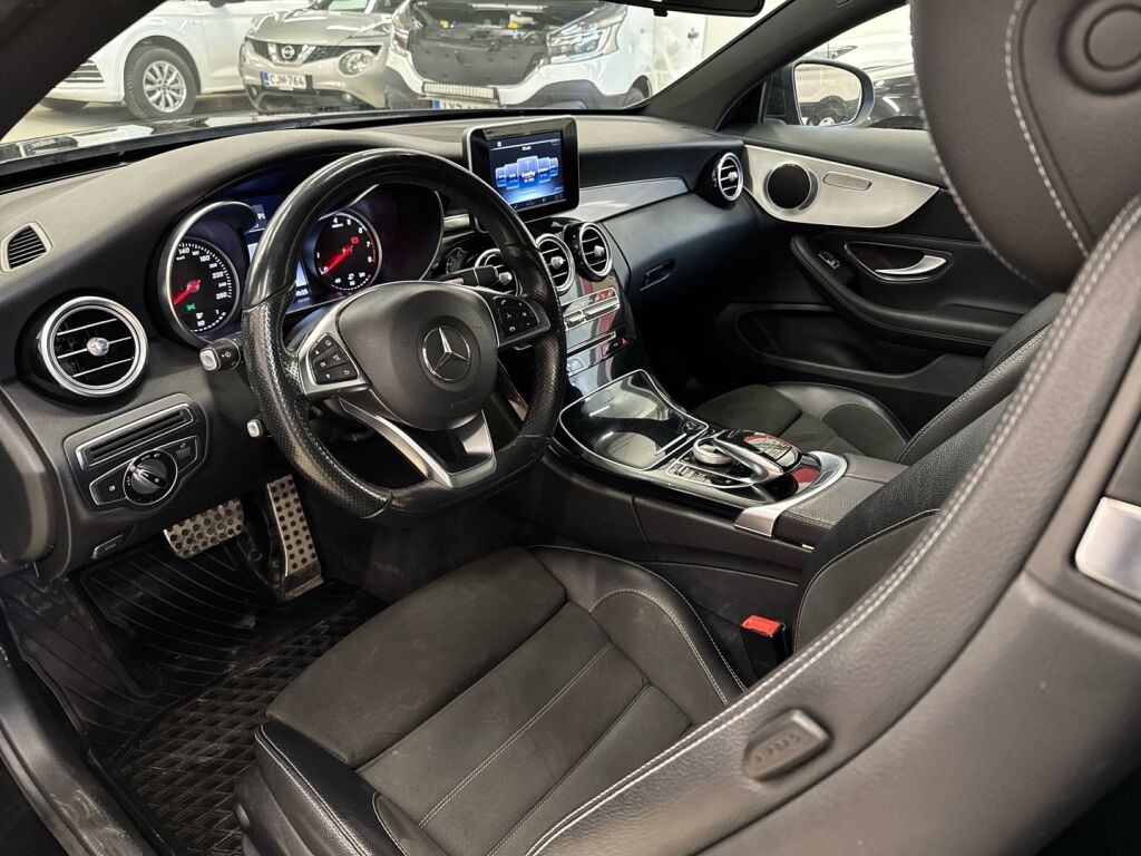Mercedes-Benz C 2017 Musta