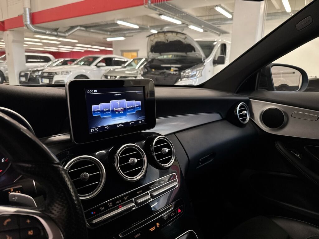 Mercedes-Benz C 2017 Musta