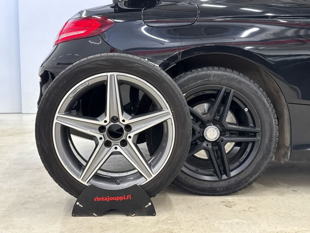 Mercedes-Benz C 2017 Musta