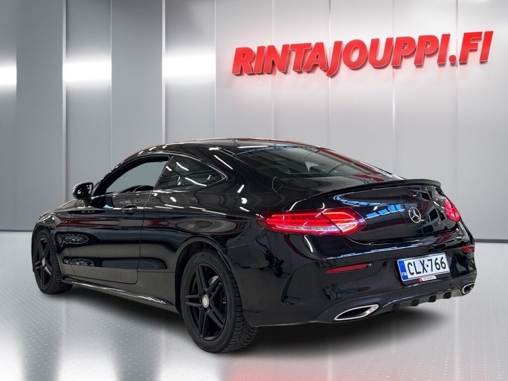 Mercedes-Benz C 2017 Musta