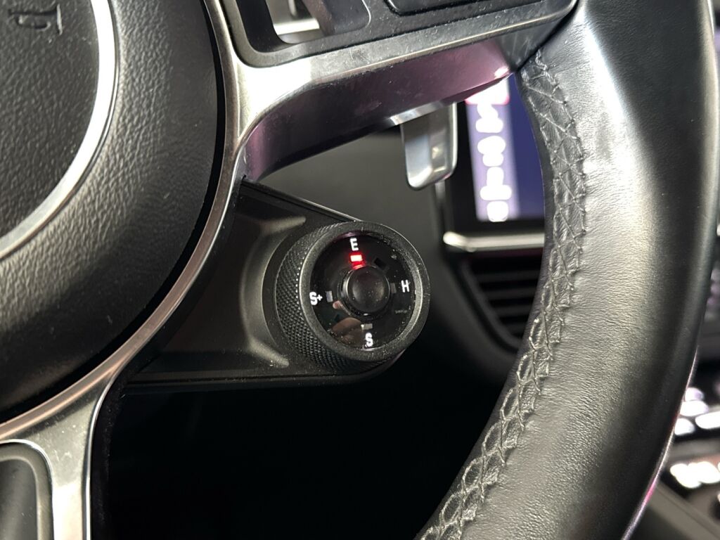 Porsche Cayenne 2018 Sininen