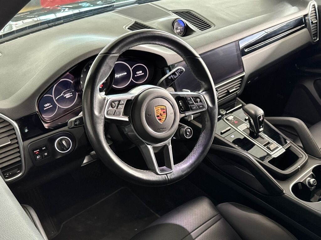 Porsche Cayenne 2018 Sininen