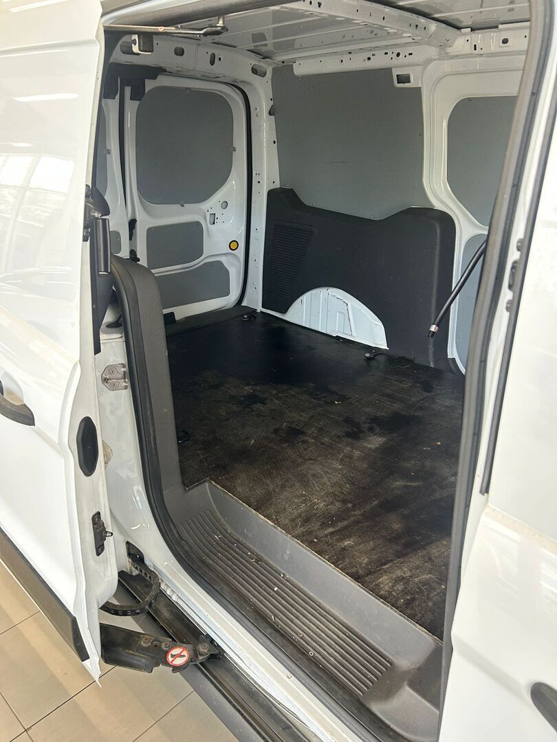 Ford Transit Connect 2018 Valkoinen