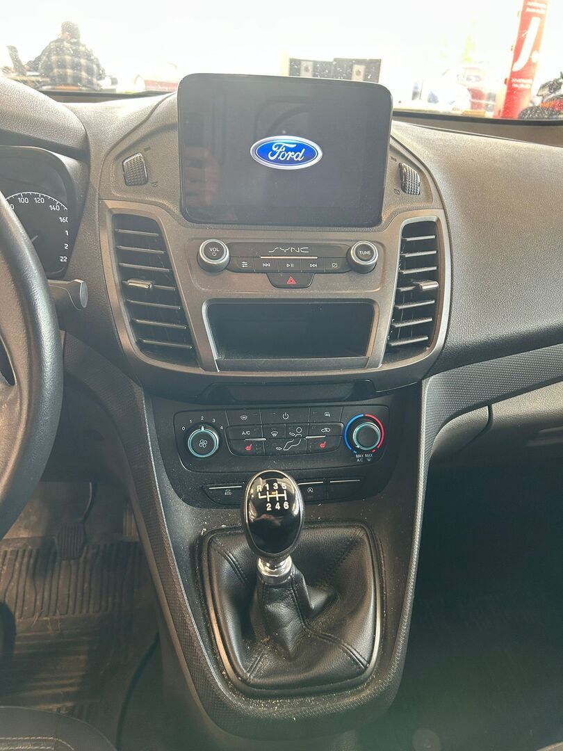 Ford Transit Connect 2018 Valkoinen