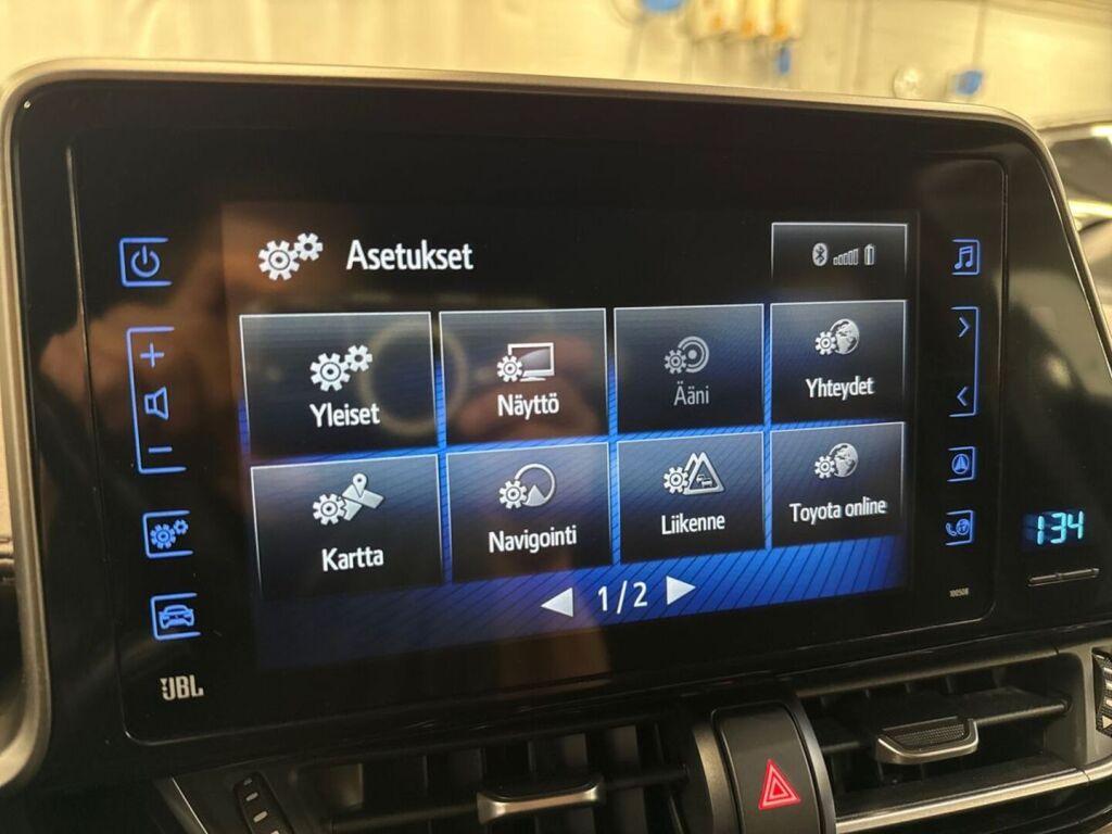 Toyota C-HR 2019 Musta