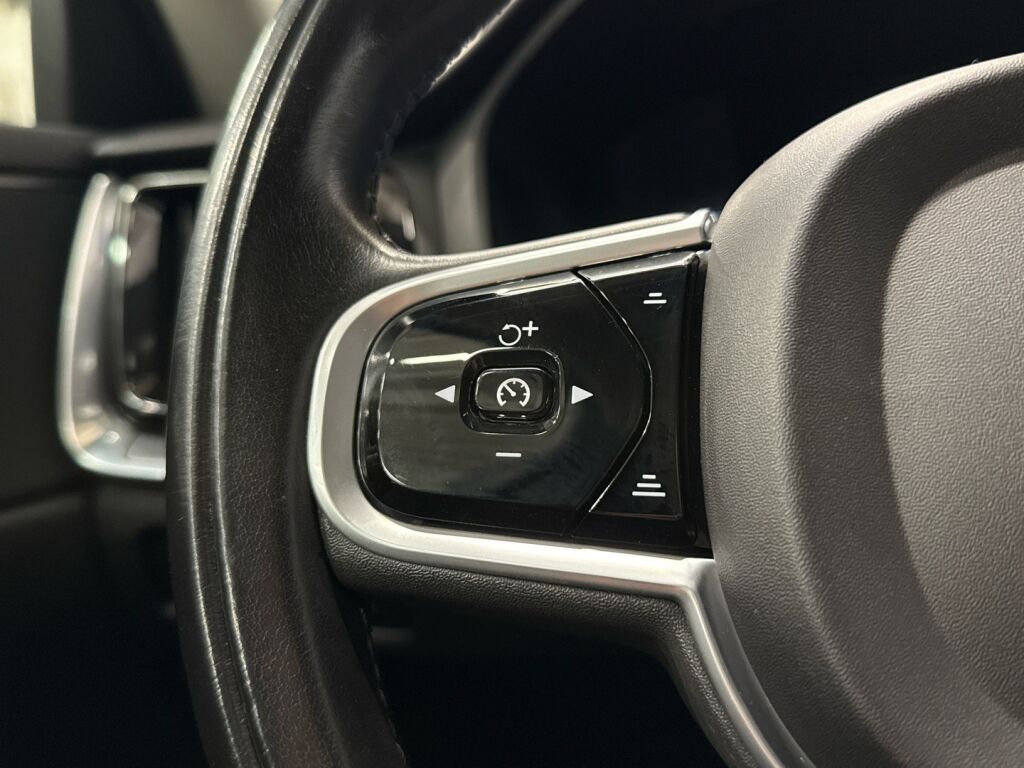 Volvo V60 2019 Valkoinen