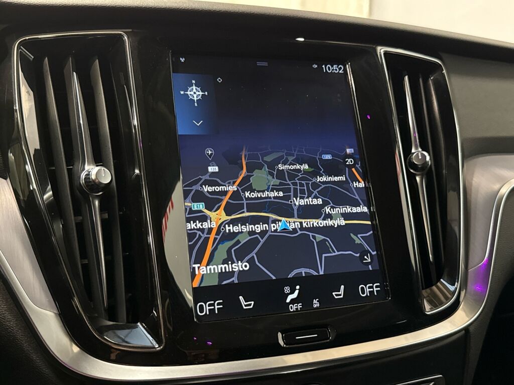 Volvo V60 2019 Valkoinen