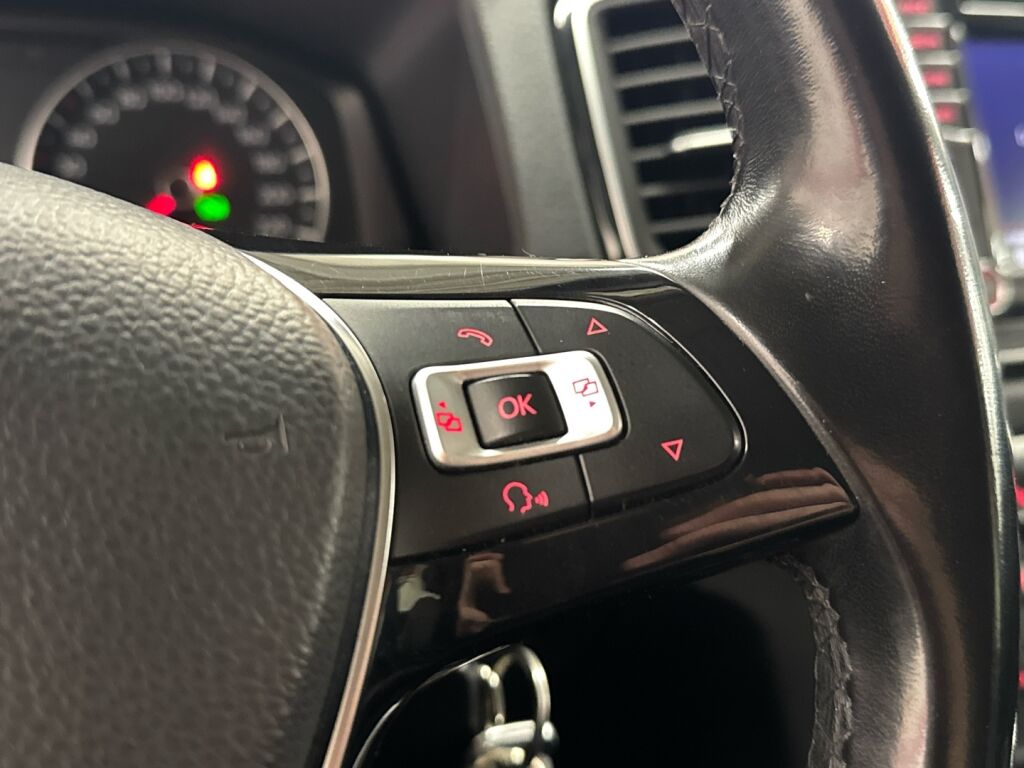 Volkswagen Amarok 2019 Musta