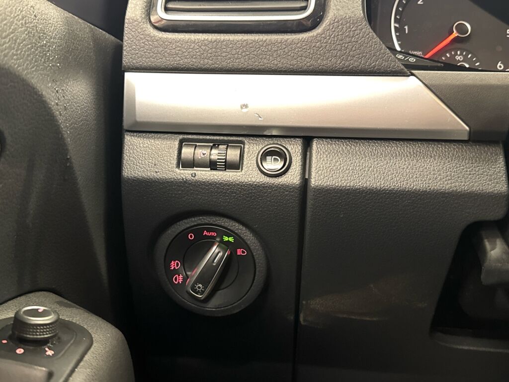 Volkswagen Amarok 2019 Musta