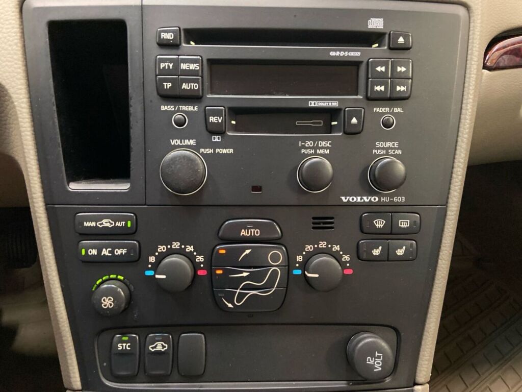 Volvo S60 2003 Ruskea (beige)