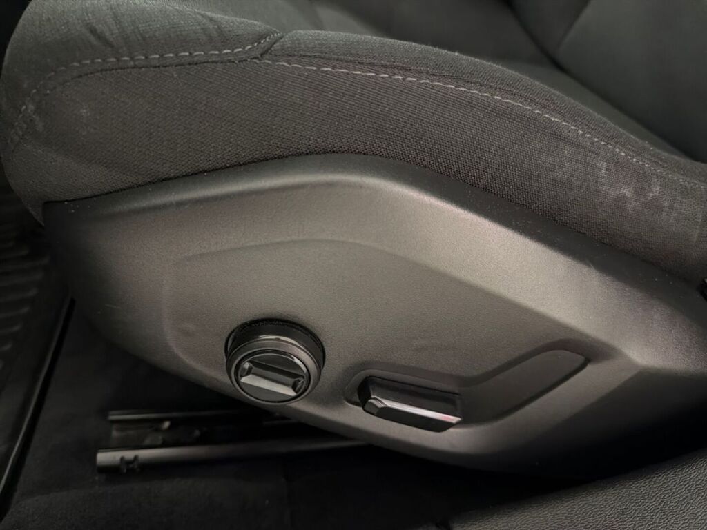 Volvo V60 2019 Valkoinen