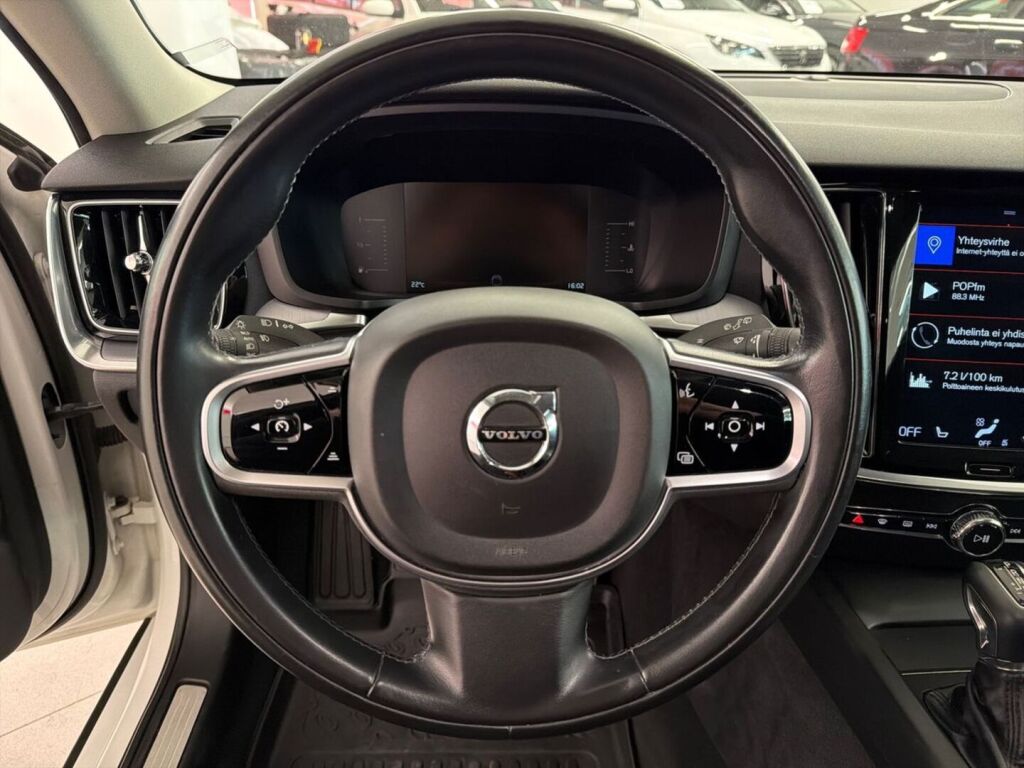 Volvo V60 2019 Valkoinen