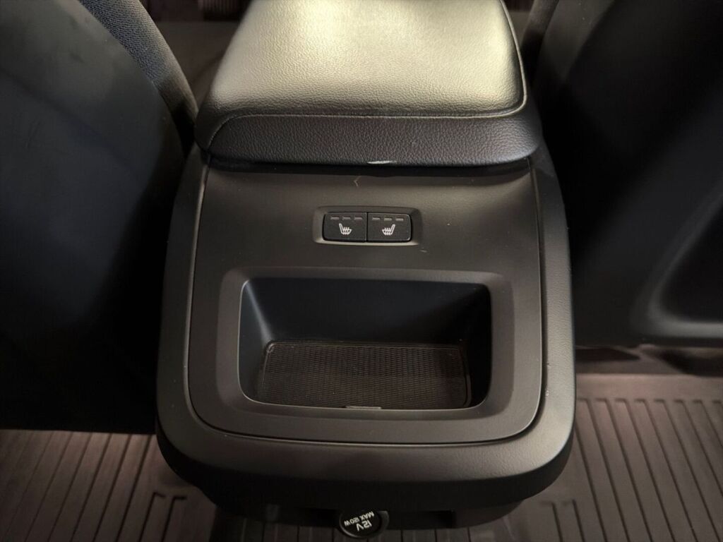 Volvo V60 2019 Valkoinen