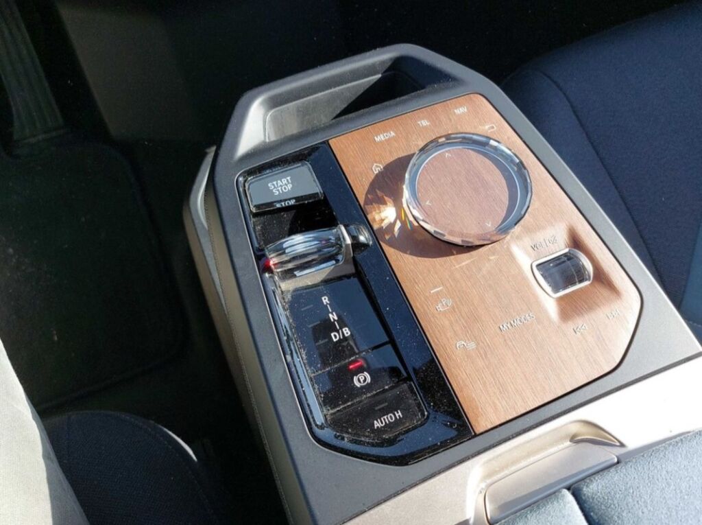 BMW iX 2022 