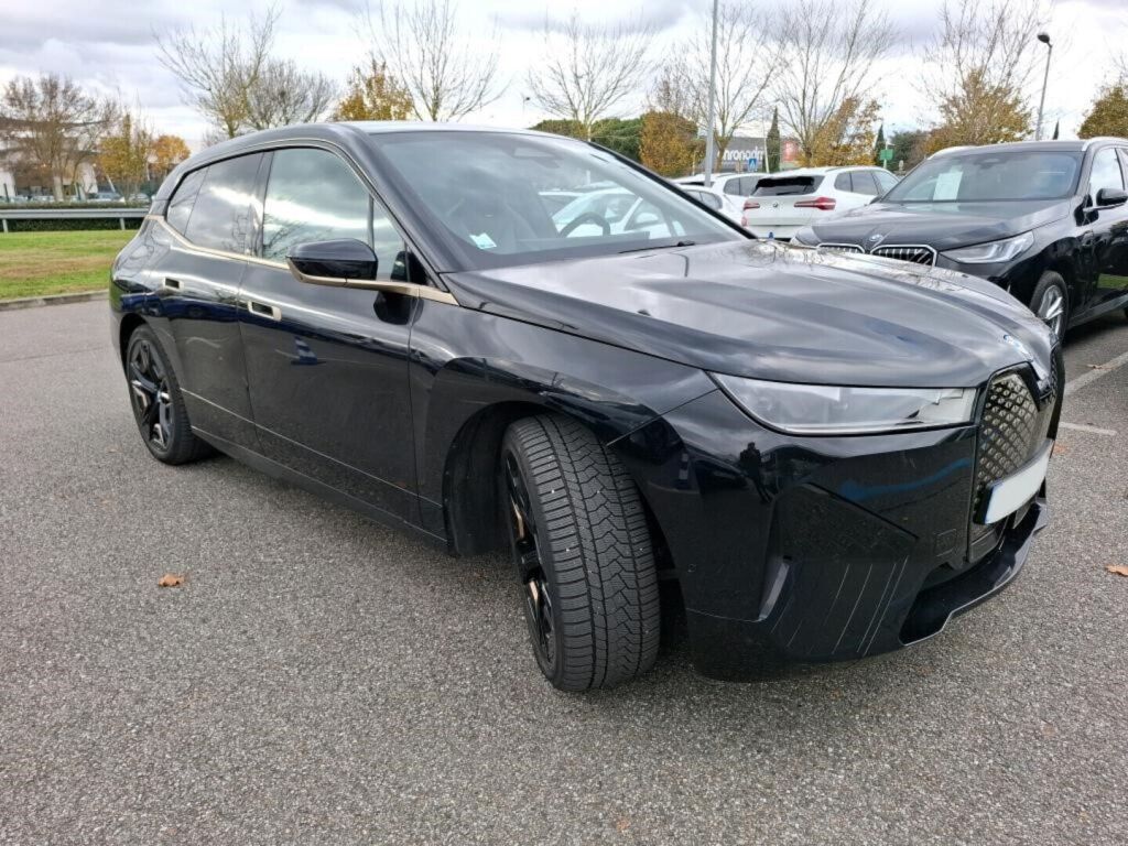 BMW iX 2023 