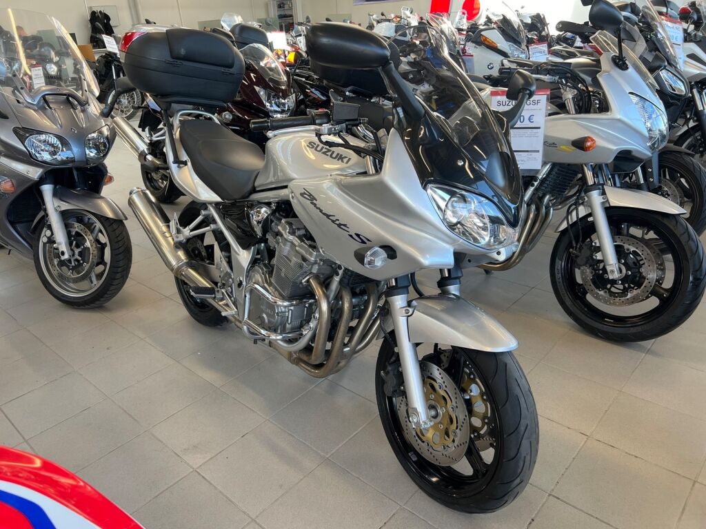 Suzuki GSF 2003 