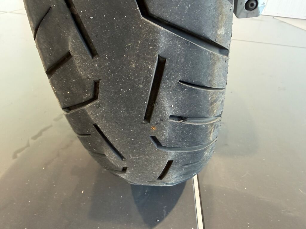 Suzuki DL 2004 Harmaa
