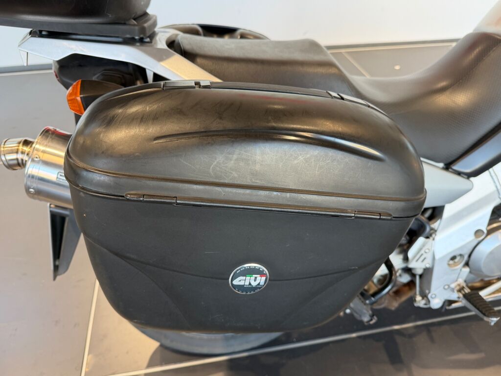 Suzuki DL 2004 Harmaa