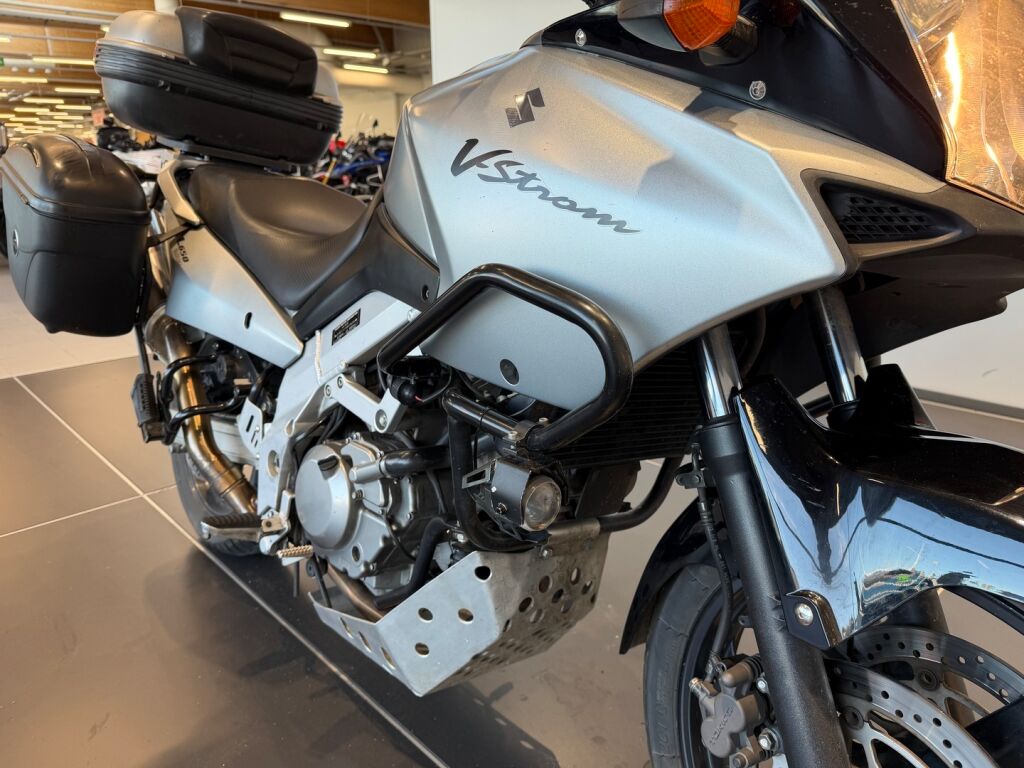 Suzuki DL 2004 Harmaa