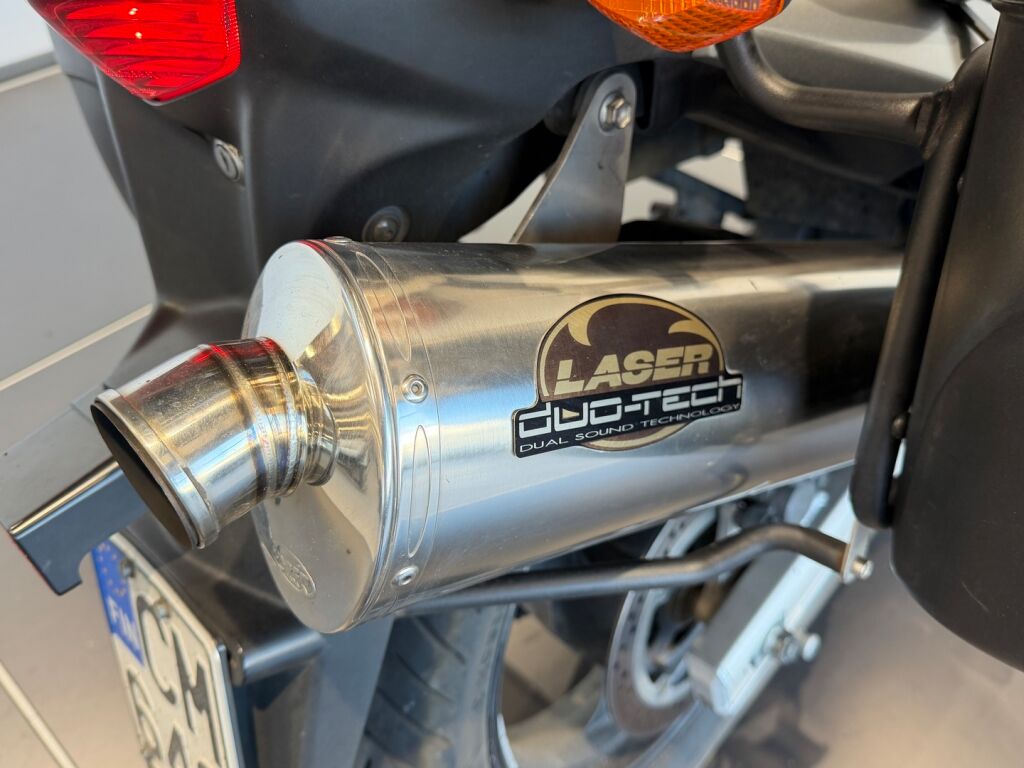 Suzuki DL 2004 Harmaa